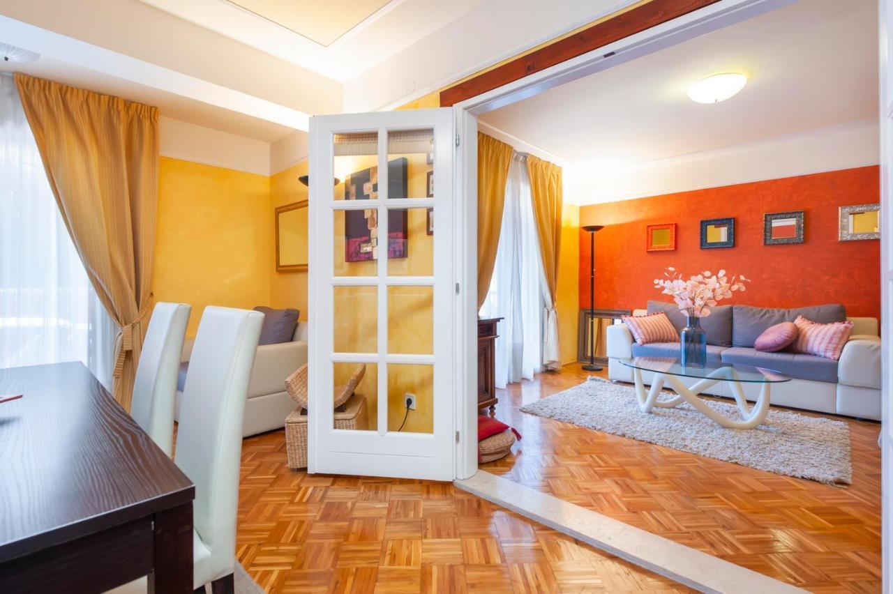 Apartments Villa Rossella 1 Ровинь Экстерьер фото
