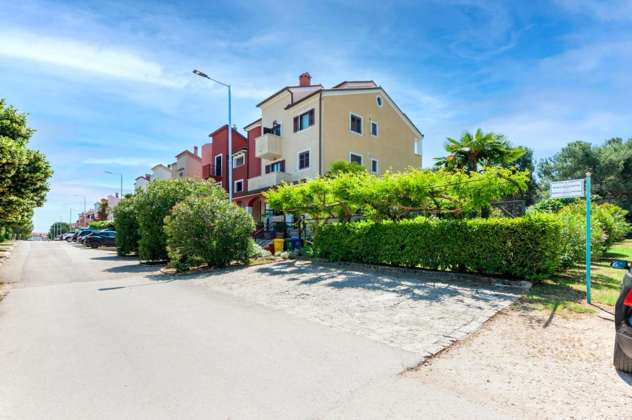 Apartments Villa Rossella 1 Ровинь Экстерьер фото